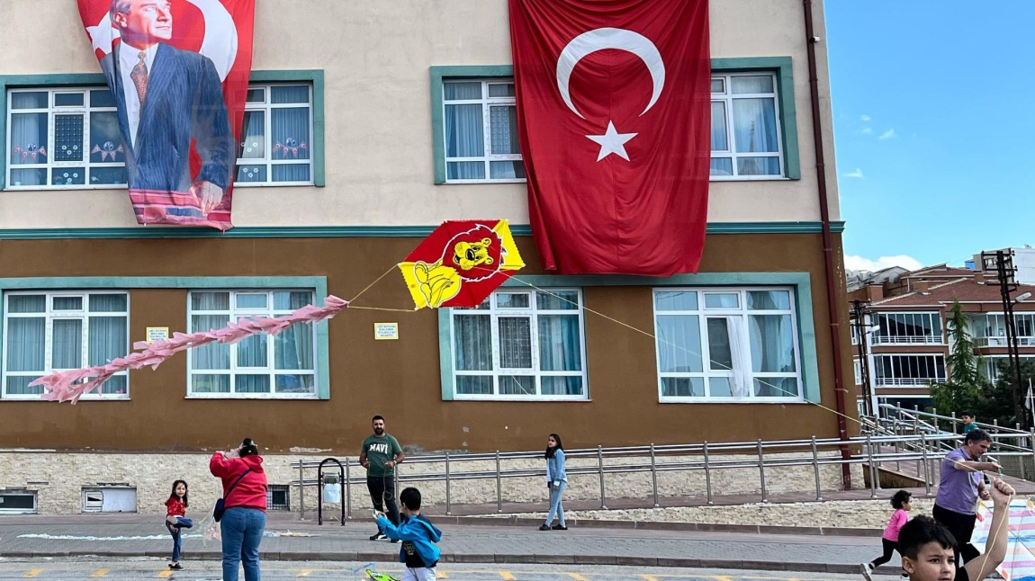 UÇURTMA ŞENLİĞİ